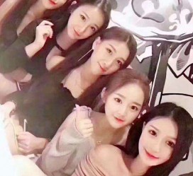 如皋美国小姐姐带小伙伴游中国上海的简单介绍