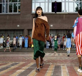 如皋广西民族大学兼职模特李琳(2022年即将升为公办的大学)