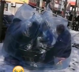 如皋东北大爷带老伴游中国(东北大爷带老伴游中国旅行)