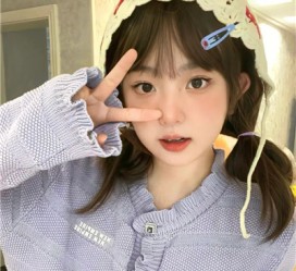 如皋和伴游在海边玩的三天