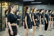如皋兼职模特进修班(学生怎么兼职模特)
