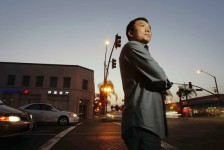 如皋上海私人伴游 赵伟：洛杉矶的“福尔摩斯”