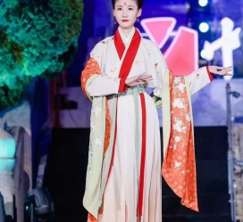 如皋汉服模特是哪种兼职的吗(网上雇用古拆汉服模特可信吗)