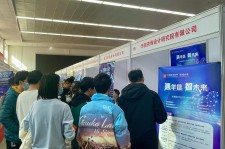 如皋北京伴游招聘 北京各大高校恢复线下招聘会，今年有什么不一样？记者探访