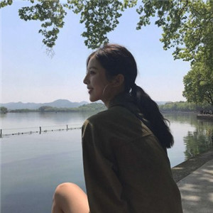 如皋私人伴游网带你看到天际，白色盐湖无际，蓝色天空无边