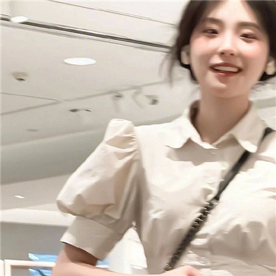 如皋高端纯出女孩雇用(高端名媛定造)奢华游艇豪侈生活月入50W