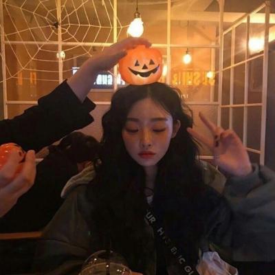 如皋伴游玩耍释放压力，尽情放松表情