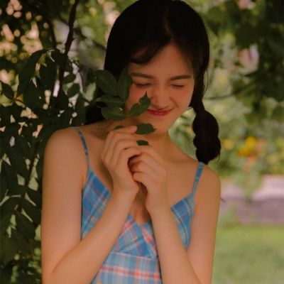 如皋伴游女生柳如烟的资料