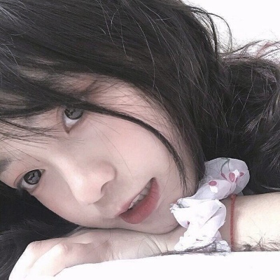如皋伴游女生柳依依的资料