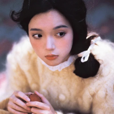 如皋伴游女生周素英的资料