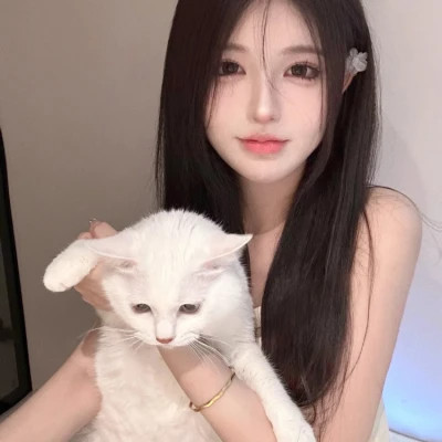 如皋伴游女生陈露晞的资料