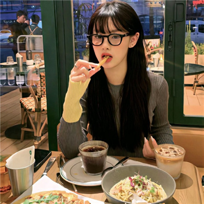 如皋伴游女生娄婷的资料