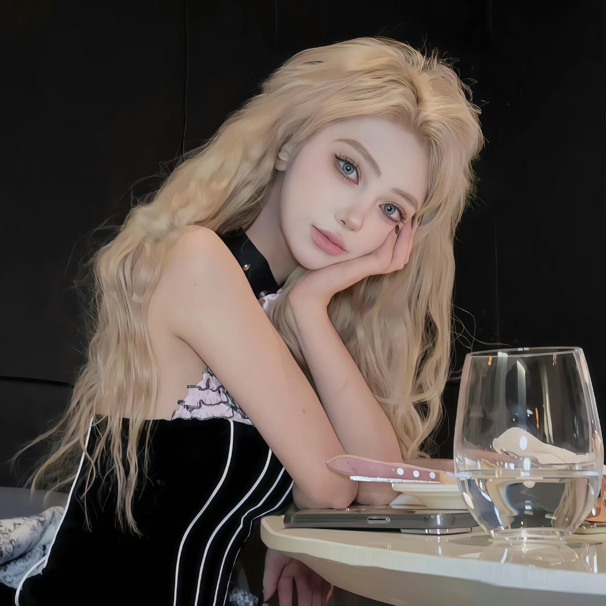如皋伴游女生晨露的资料