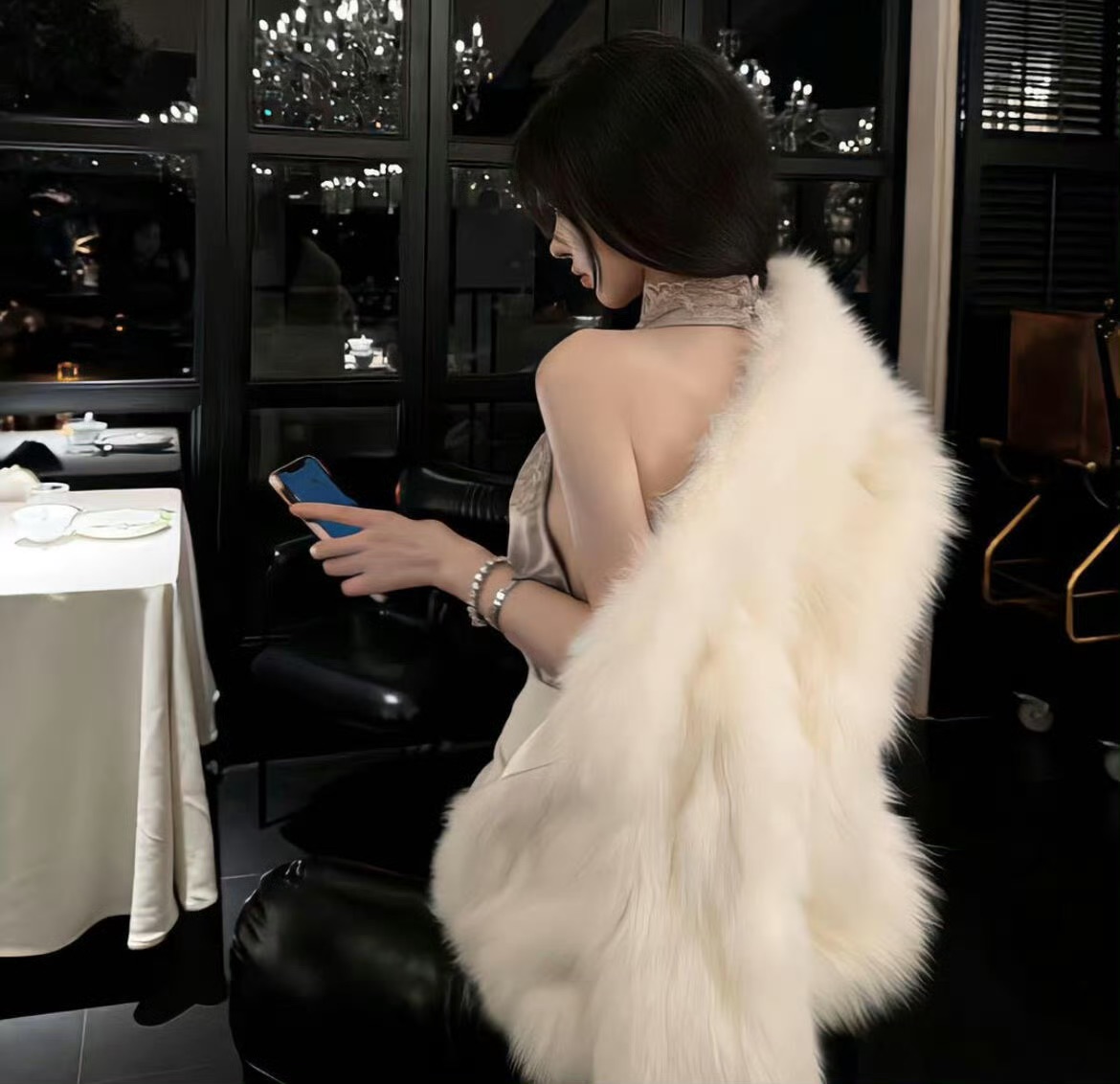 如皋伴游女生月见的资料